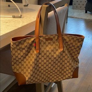 Gucci tote